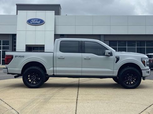 Used 2024 Ford F150 Platinum w/ Equipment Group 702A High AWD/4WD image 2