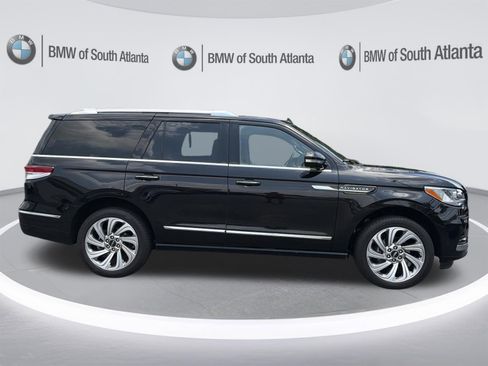 Used 2024 Lincoln Navigator Reserve AWD/4WD image 29