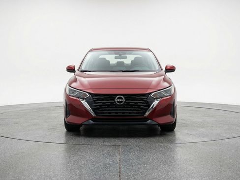 Used 2025 Nissan Sentra SV FWD image 2