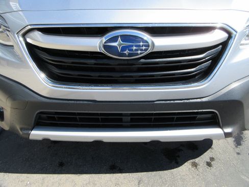 Used 2022 Subaru Outback Limited XT AWD/4WD image 16
