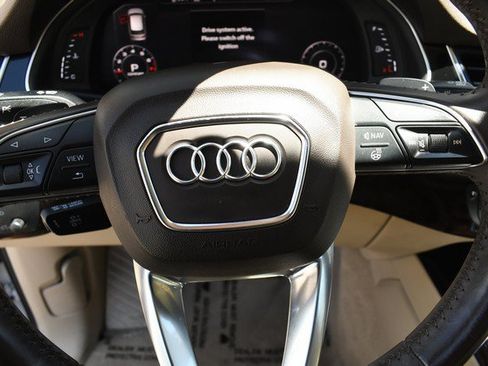 Used 2019 Audi Q7 3.0T Premium Plus w/ Premium Plus Package AWD/4WD image 32