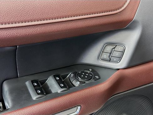 Used 2023 Ford Expedition Max Limited image 28