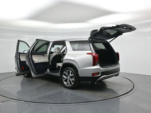 Used 2022 Hyundai Palisade SEL w/ Premium Package image 35
