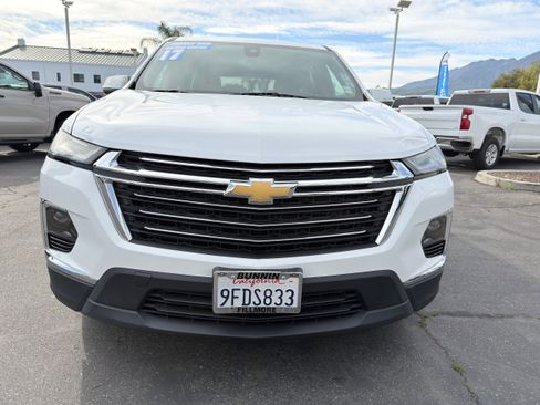 Used 2023 Chevrolet Traverse LT image 42