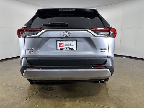 Used 2022 Toyota RAV4 Limited image 20
