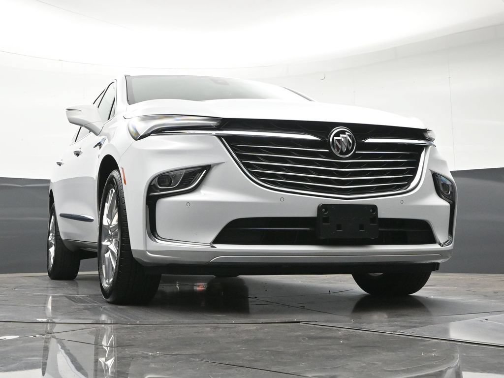 Certified 2024 Buick Enclave Essence w/ Experience Buick Package AWD/4WD image 30