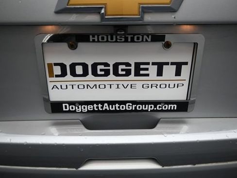 Used 2019 Chevrolet Suburban LT AWD/4WD image 2