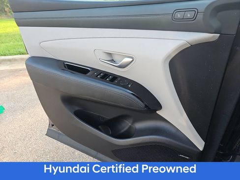 Certified 2025 Hyundai Tucson Limited FWD image 23