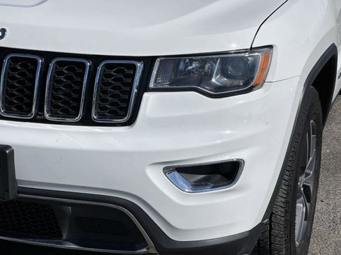 Used 2018 Jeep Grand Cherokee Limited image 9