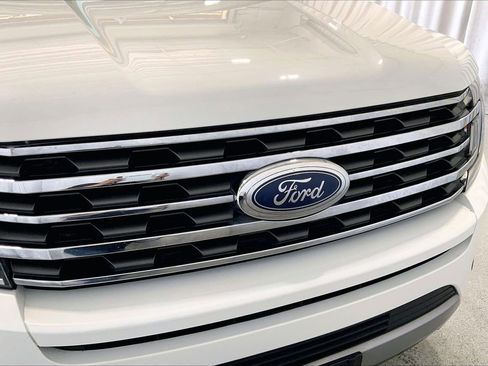 Used 2020 Ford Expedition XLT w/ Equipment Group 202A RWD image 30