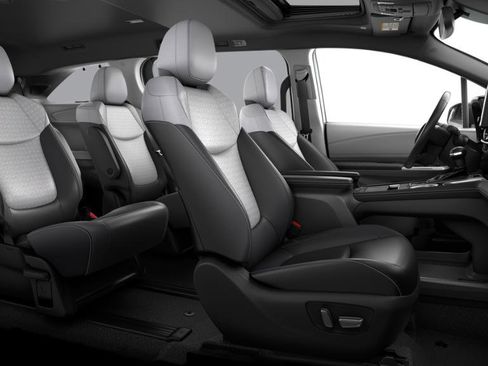 New 2026 Toyota Sienna XSE FWD image 6
