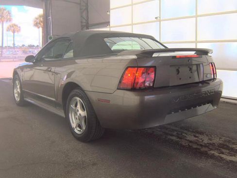 Used 2002 Ford Mustang Premium RWD image 8