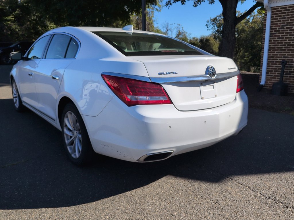 Used 2016 Buick LaCrosse Leather w/ Experience Buick Package FWD image 5