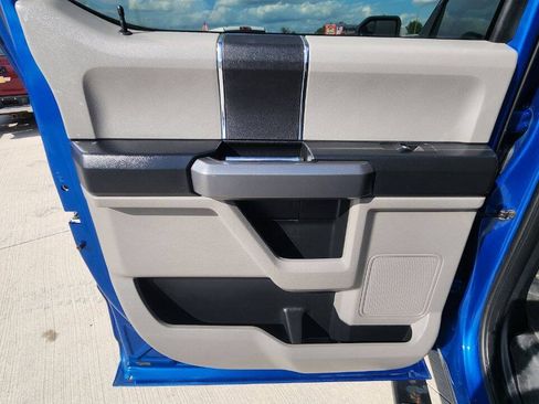 Used 2017 Ford F150 XLT AWD/4WD image 19