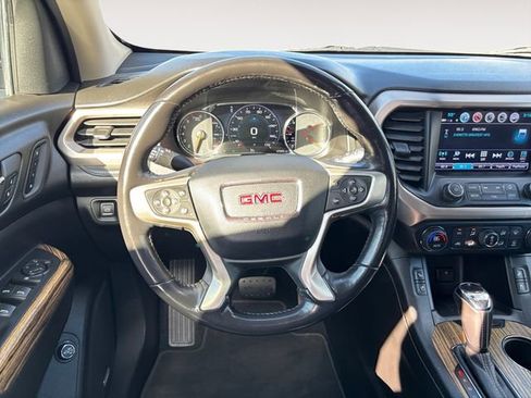 Used 2019 GMC Acadia Denali w/ GMC Pro Grade Package image 12