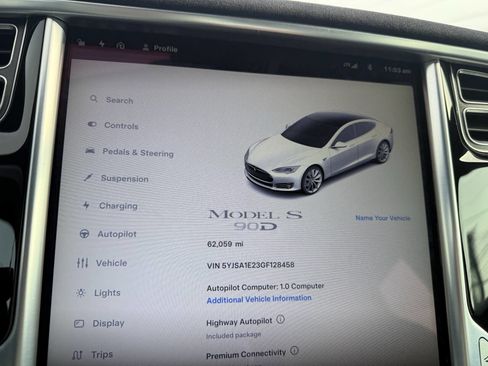 Used 2016 Tesla Model S 90D image 17