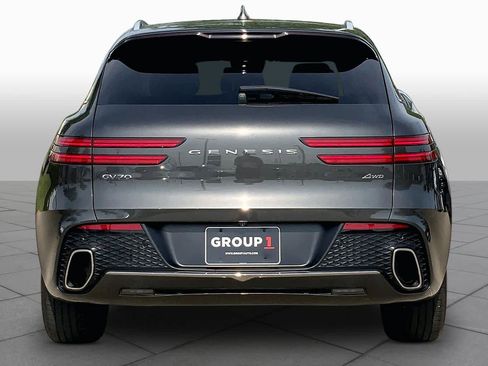 Used 2025 Genesis GV70 2.5T AWD/4WD image 5