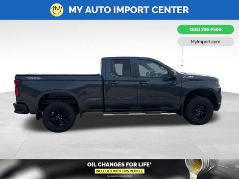 Used 2019 Chevrolet Silverado 1500 Custom Trail Boss w/ Custom Convenience Package AWD/4WD image 8