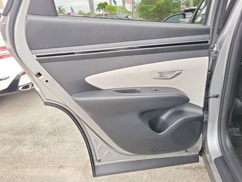 Certified 2024 Hyundai Tucson SEL FWD image 10