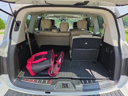 Used 2023 Nissan Armada Platinum w/ Cargo Package RWD image 9