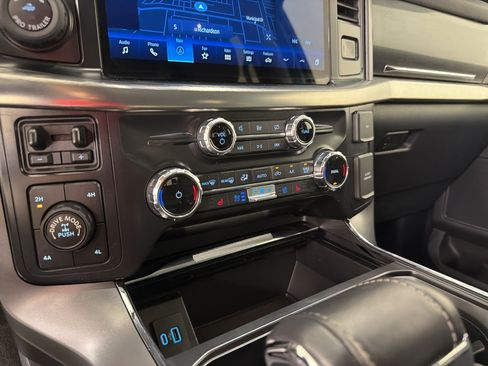 Certified 2022 Ford F150 Lariat w/ Trailer Tow Package AWD/4WD image 21