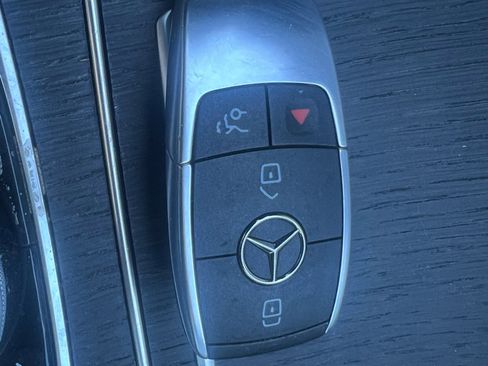 Used 2020 Mercedes-Benz C 300 4MATIC Sedan image 19