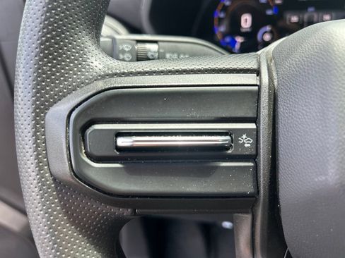Used 2024 Chevrolet Colorado Trail Boss AWD/4WD image 21