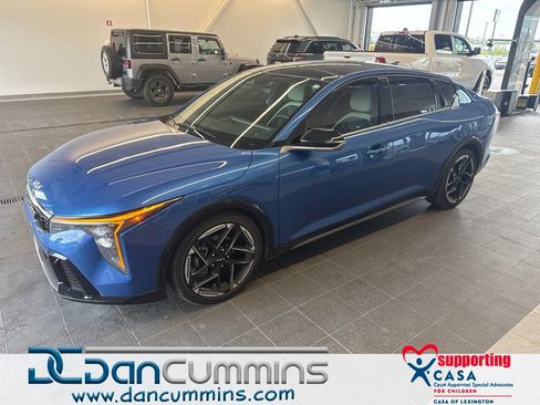 Used 2025 Kia K4 GT-Line w/ GT-Line Premium Package FWD image 1