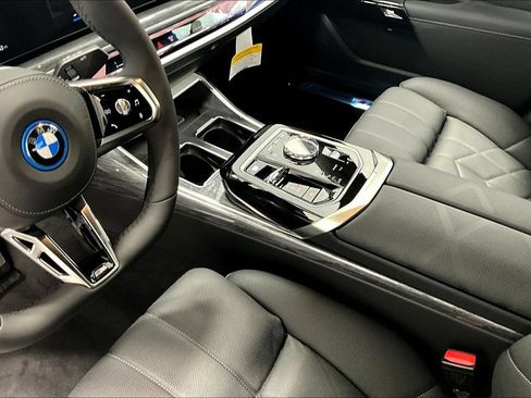 New 2025 BMW i7 eDrive50 RWD image 21