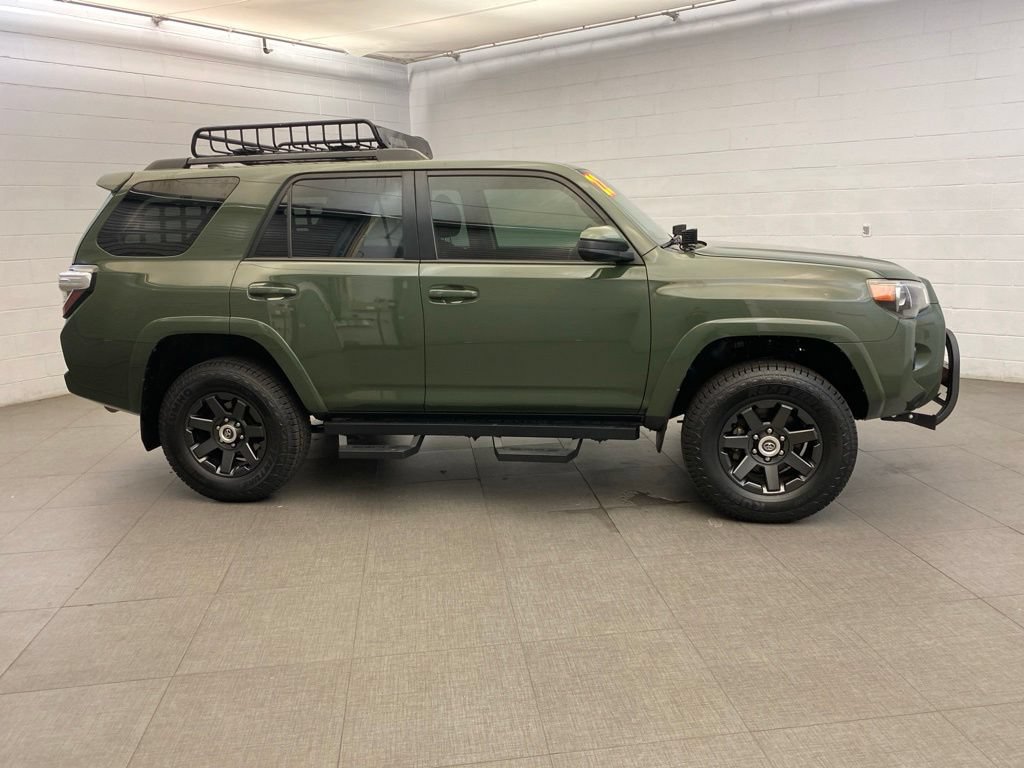 Used 2022 Toyota 4Runner Trail Special Edition AWD/4WD image 8
