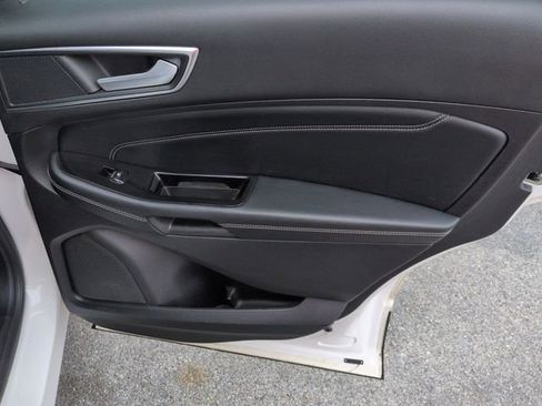 Used 2017 Ford Edge Titanium w/ Equipment Group 301A image 33