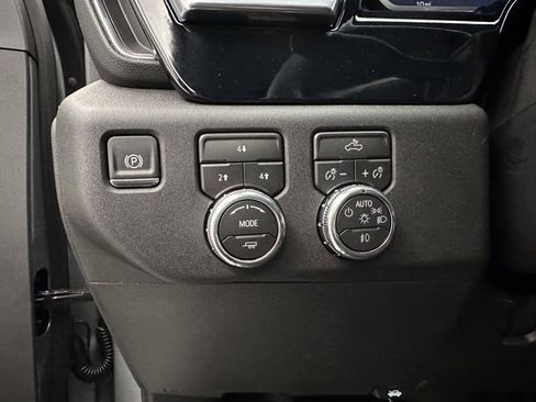 New 2026 GMC Sierra 2500 SLE w/ SLE Value Package; image 13