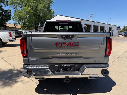 Used 2026 GMC Sierra 1500 SLT w/ SLT Premium Plus Package AWD/4WD image 10