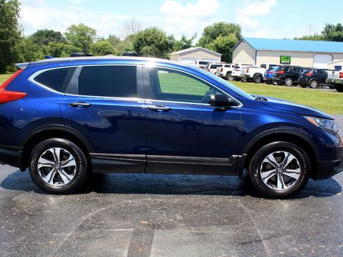 Used 2017 Honda CR-V LX image 3