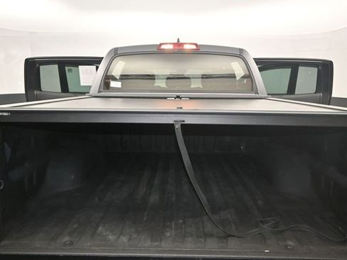 Used 2021 Toyota Tundra SR5 w/ SR5 Upgrade Package AWD/4WD image 15