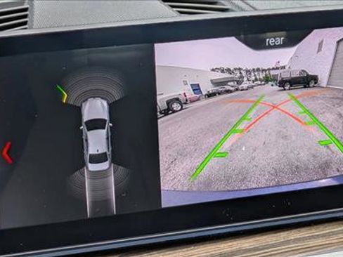 Used 2019 BMW 530i w/ Convenience Package image 12