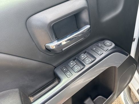 Used 2019 Chevrolet Silverado 2500 LT w/ LT Convenience Package AWD/4WD image 12