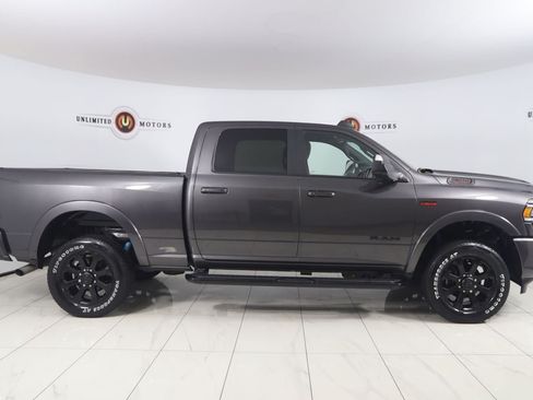 Used 2022 RAM 2500 Laramie AWD/4WD image 2