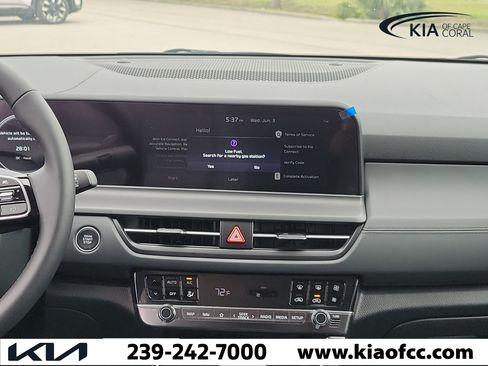 New 2026 Kia Seltos EX FWD image 17