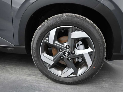 New 2026 Hyundai Venue SEL FWD image 10