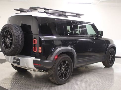 Used 2025 Land Rover Defender 110 S AWD/4WD image 6