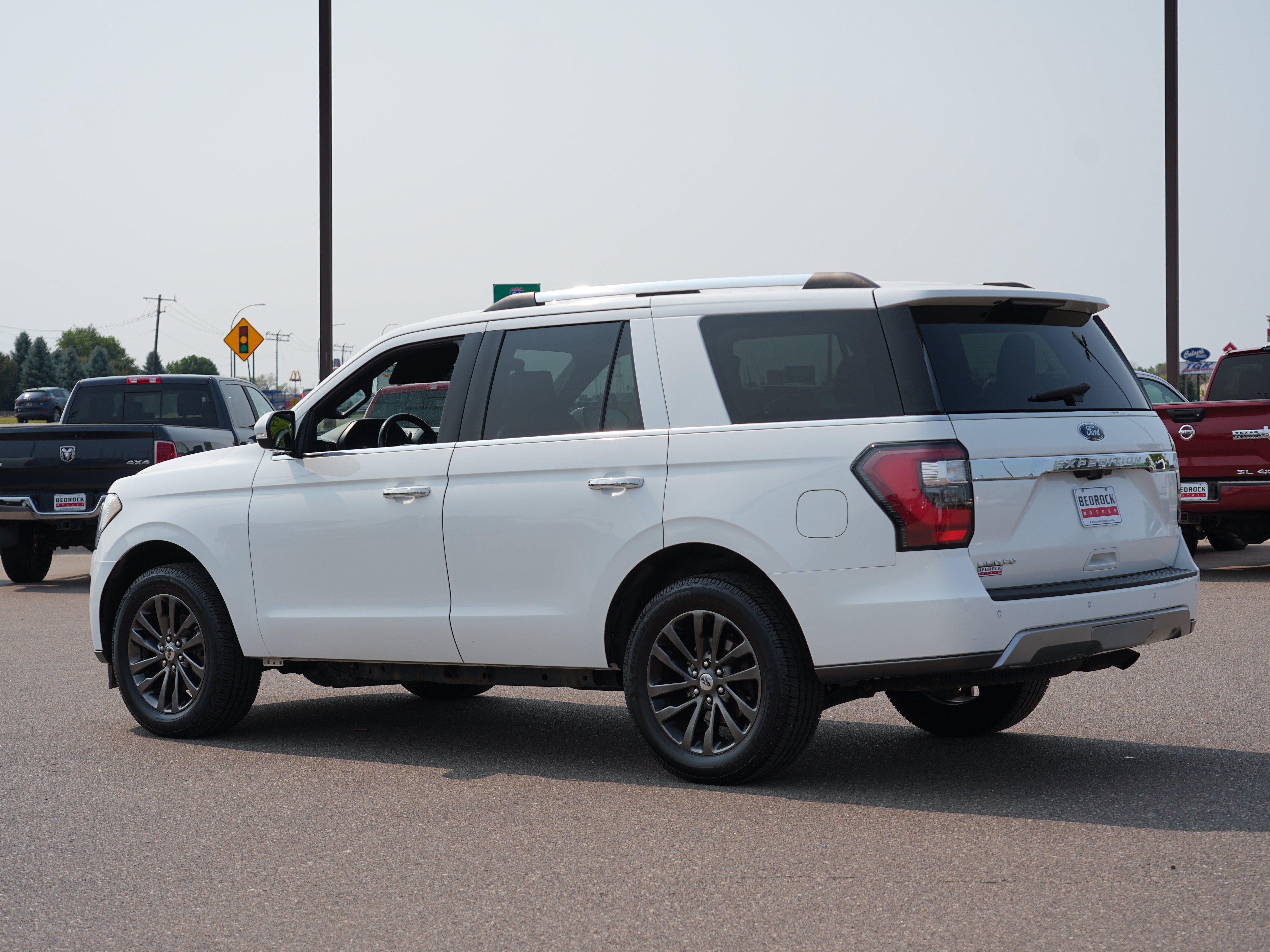 Used 2020 Ford Expedition Limited AWD/4WD image 5