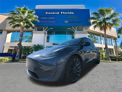 Used 2022 Tesla Model Y Performance image 9