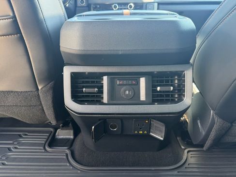 Used 2024 Ford F250 Platinum AWD/4WD image 16
