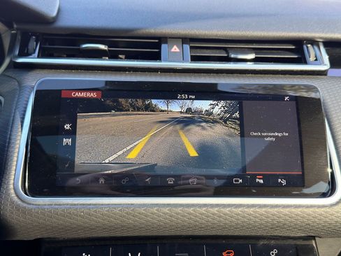 Used 2019 Land Rover Range Rover Velar R-Dynamic SE image 4