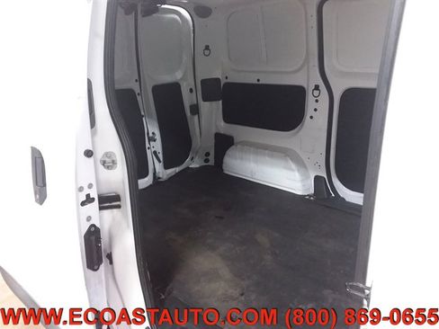 Used 2020 Nissan NV200 S image 13