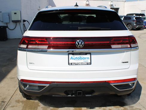 New 2026 Volkswagen Atlas Cross Sport SEL AWD/4WD image 5