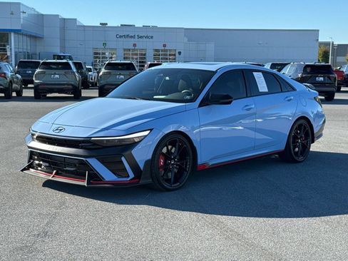 Used 2025 Hyundai Elantra N image 27