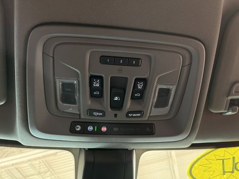 Used 2022 GMC Sierra 1500 SLT w/ SLT Premium Plus Package image 29