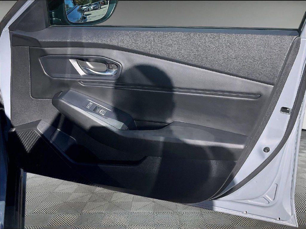 Used 2025 Honda Accord SE image 12